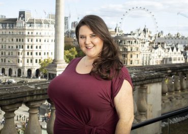 INTERVIEW: Jenna Boyd chats Come From Away, mastering the Newfoundland accent & the importance of diverse casting