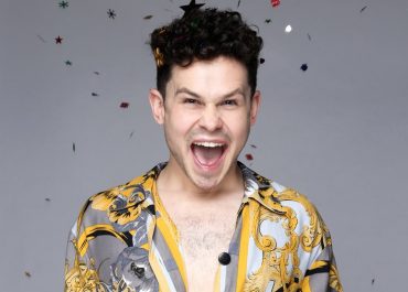 REVIEW: Quadruple Thre4t – 50 minutes of gloriously camp, cheek aching & seat wetting comedy cabaret